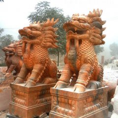 麒麟石雕，晚霞紅麒麟石雕