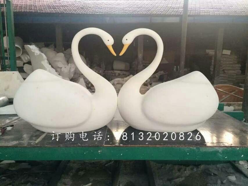 白天鵝雕塑，玻璃鋼天鵝動物雕塑 (3)