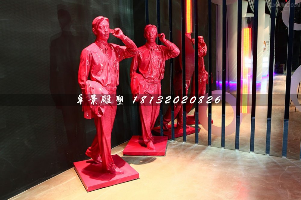 打電話雕塑,玻璃鋼現(xiàn)代人物雕塑