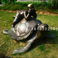 趴在烏龜上的小男孩銅雕，公園銅雕
