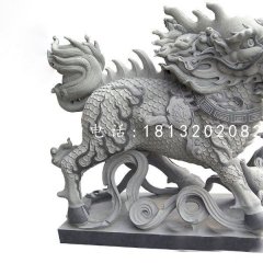吉祥神獸石雕，青石麒麟