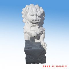 守門(mén)動(dòng)物石雕